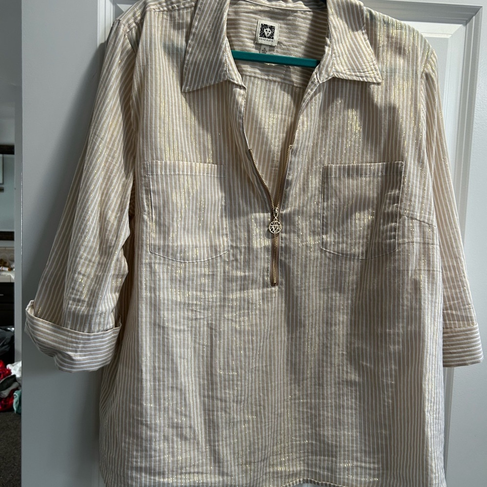 💝Anne Klein White and Gold metallic Striped Shirt